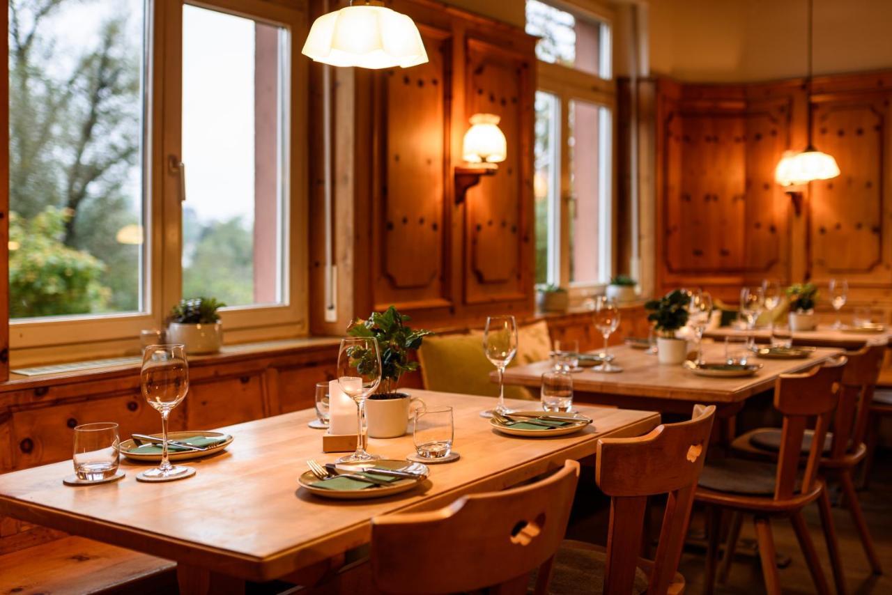 Hotel & Restaurant Gruener Baum Merzhausen Екстер'єр фото