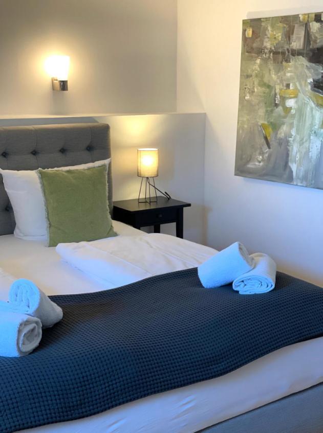 Hotel & Restaurant Gruener Baum Merzhausen Екстер'єр фото