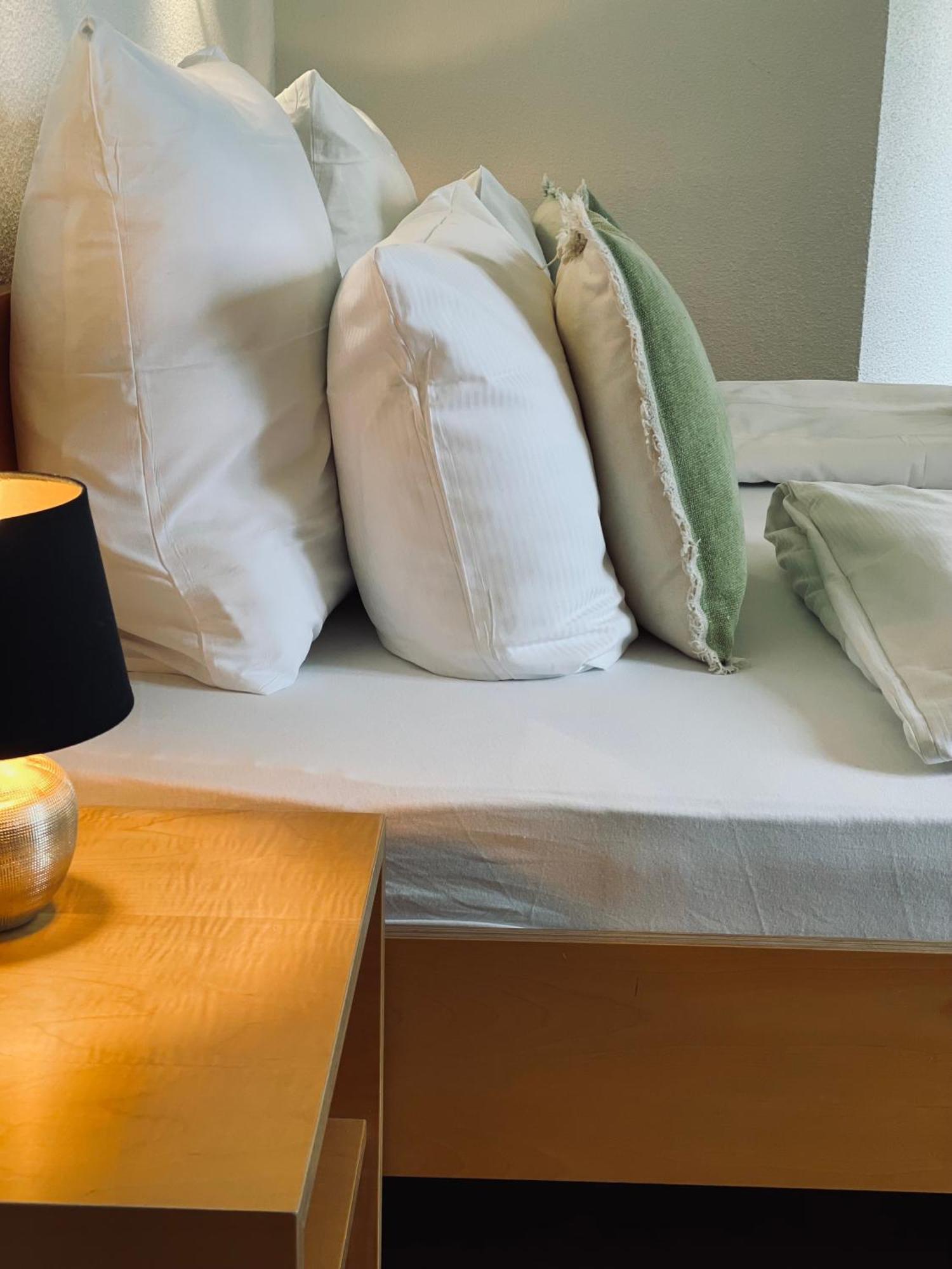 Hotel & Restaurant Gruener Baum Merzhausen Екстер'єр фото