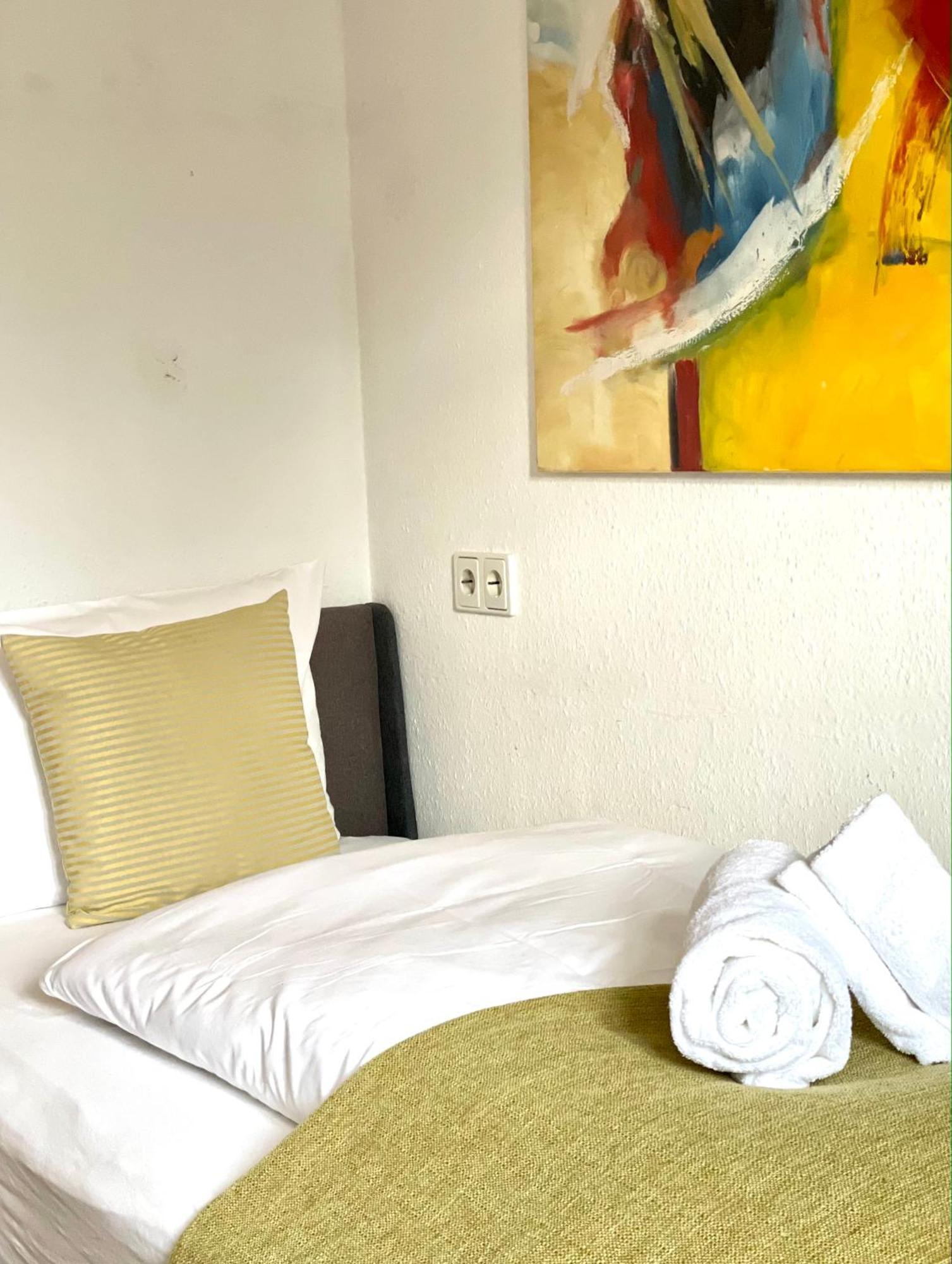 Hotel & Restaurant Gruener Baum Merzhausen Екстер'єр фото