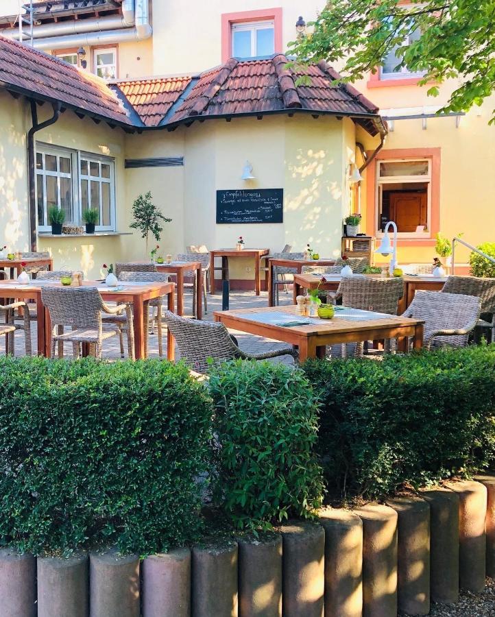 Hotel & Restaurant Gruener Baum Merzhausen Екстер'єр фото